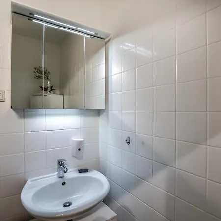 Domicile * ケルン